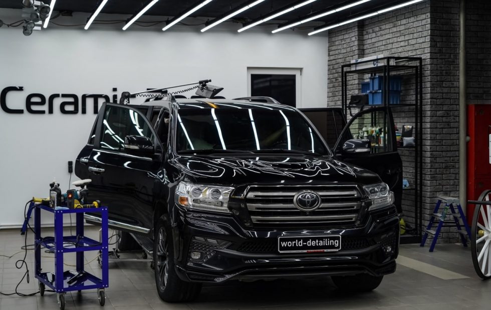 полировка_кузова_toyota_land_cruiser_200